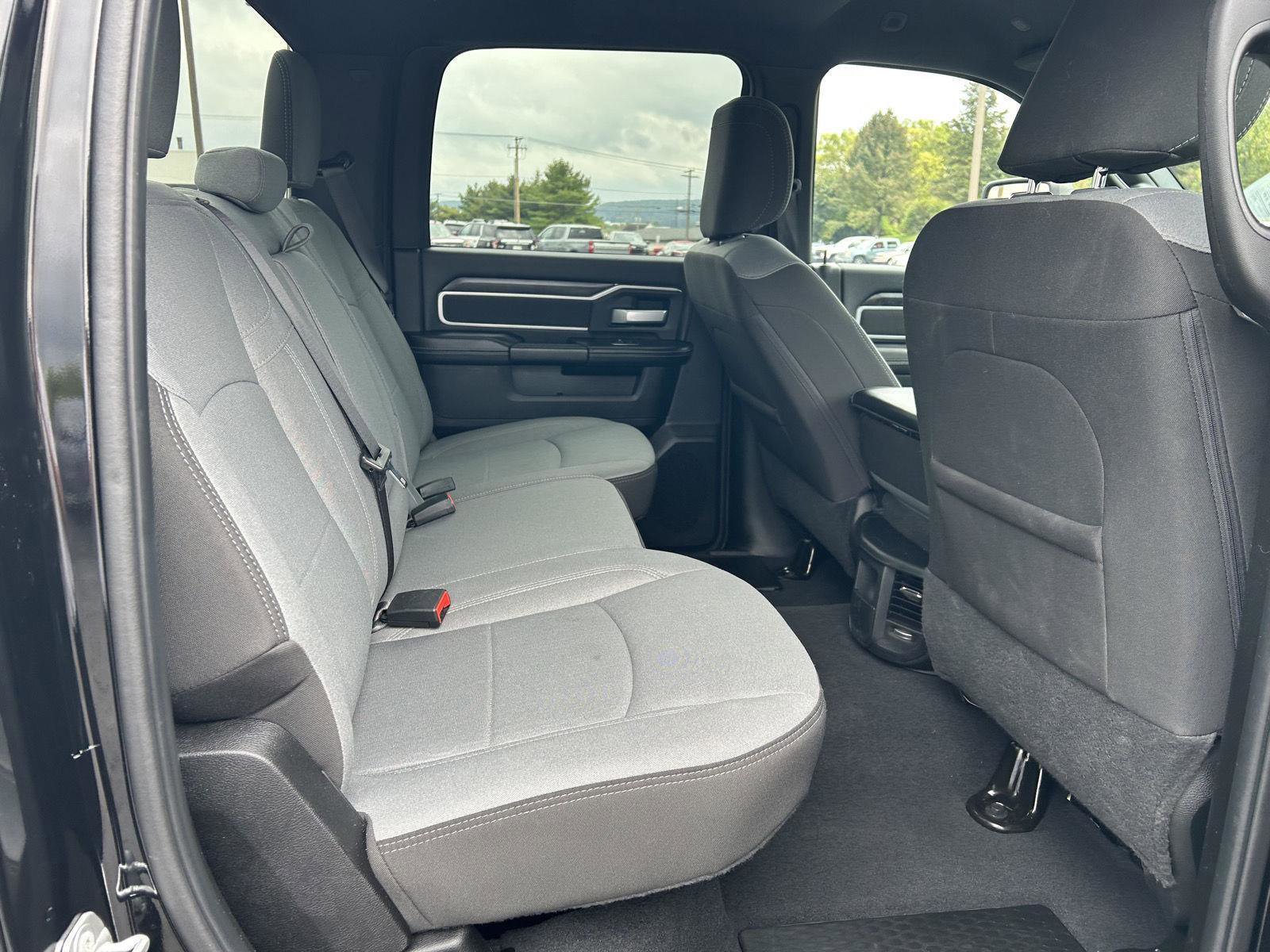 Used 2024 RAM 2500 Big Horn w/ Bed Utility Group image 26