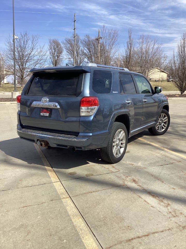 Used 2011 Toyota 4Runner Limited AWD/4WD image 4