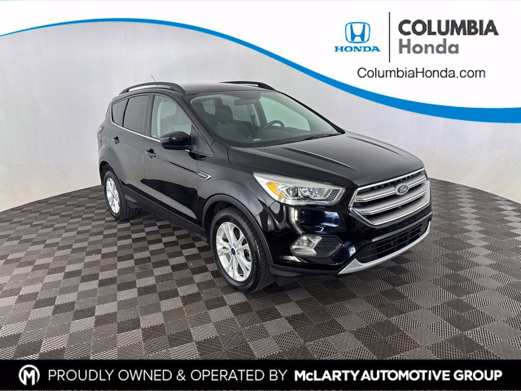 Used 2017 Ford Escape SE w/ Equipment Group 201A