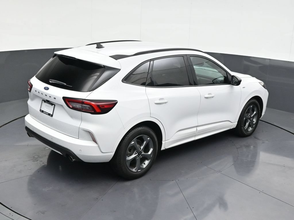 Used 2023 Ford Escape ST-Line w/ Tech Pack #1 FWD image 19