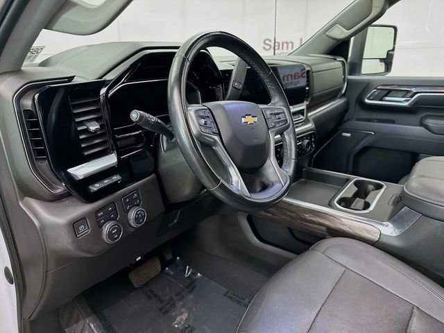 Used 2024 Chevrolet Silverado 2500 LTZ w/ LTZ Convenience Package AWD/4WD image 11