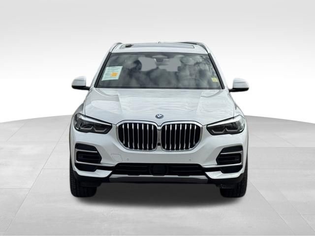 Certified 2022 BMW X5 xDrive45e image 13