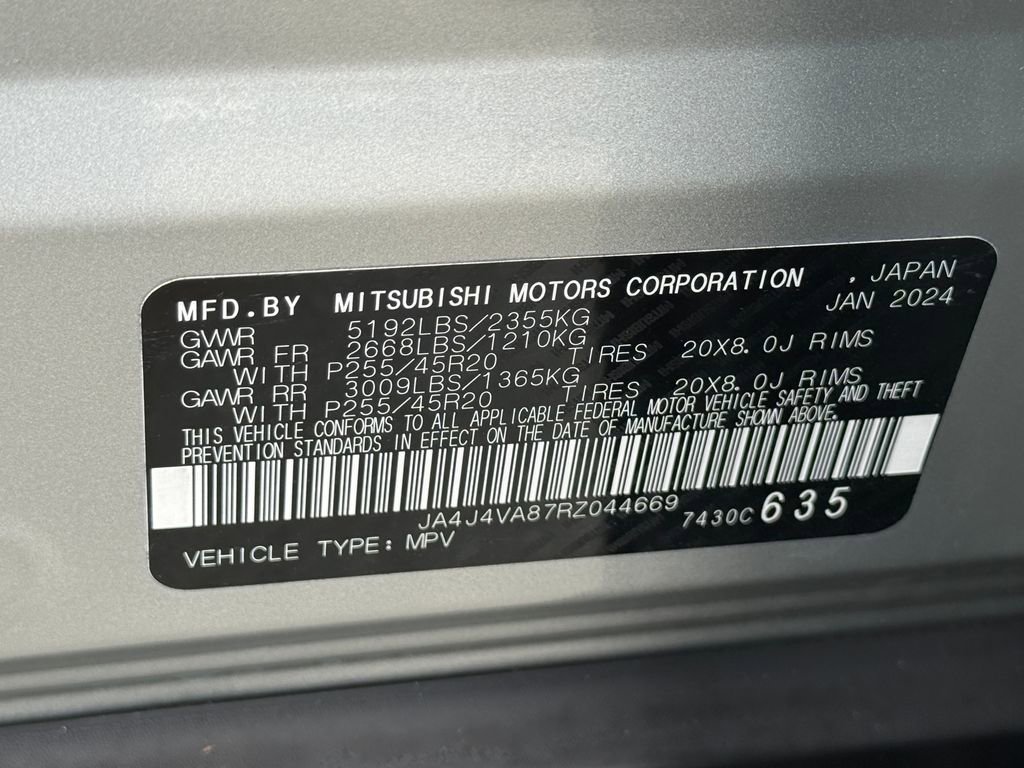Used 2024 Mitsubishi Outlander SE image 38