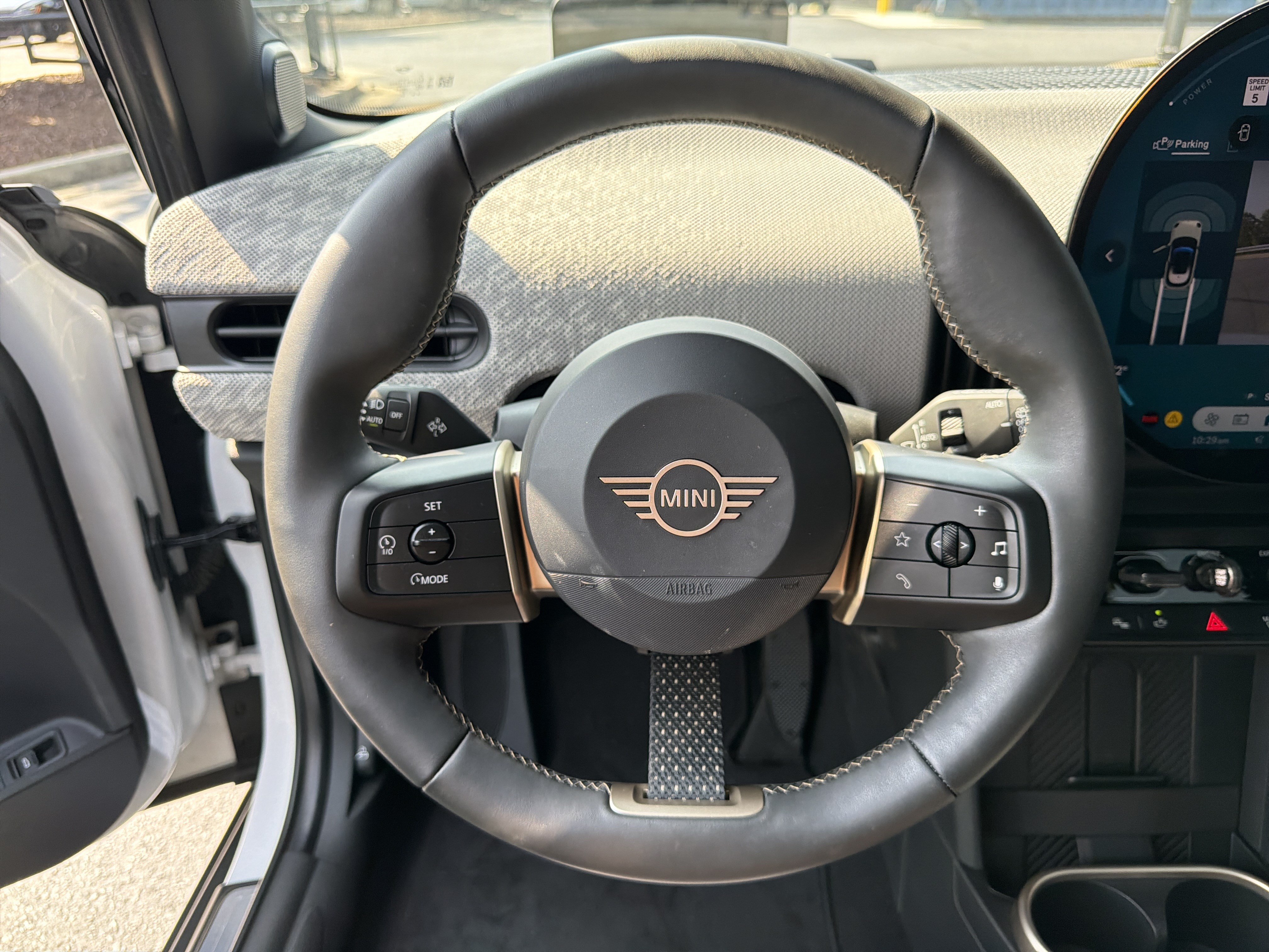 Used 2025 MINI Cooper S FWD image 10
