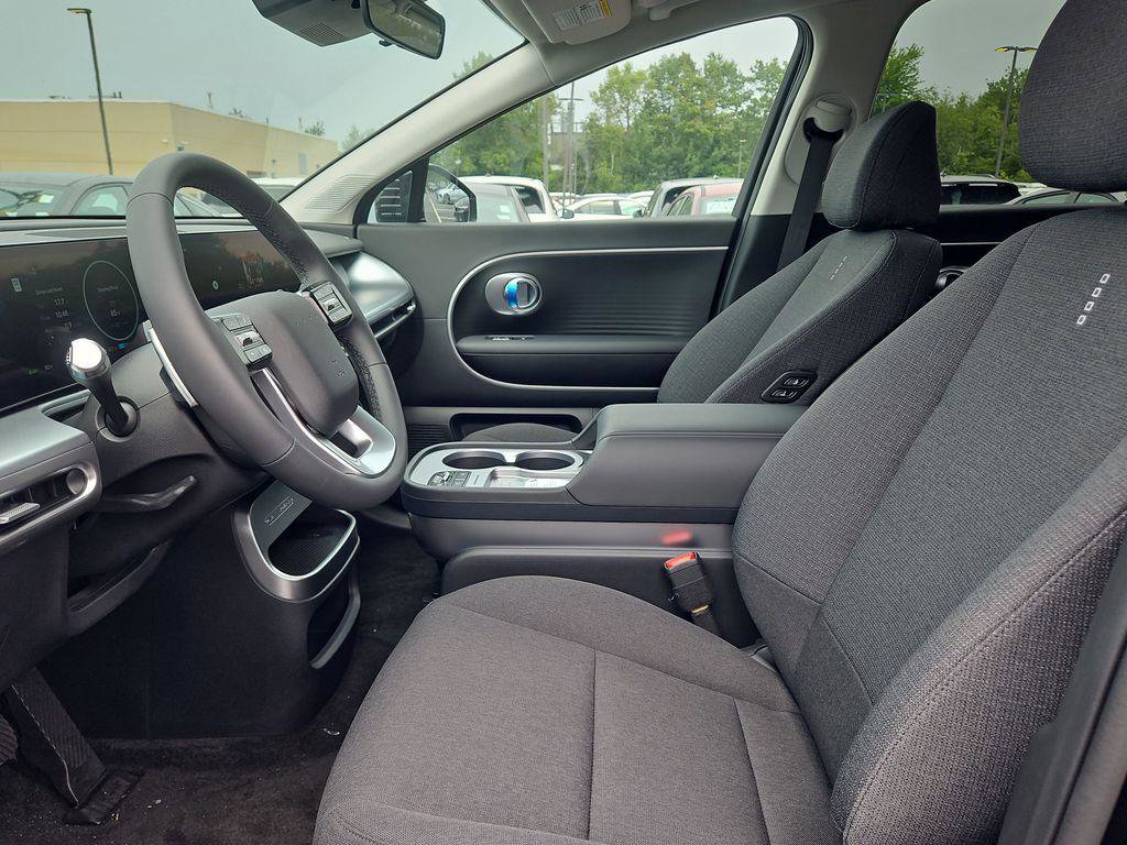 New 2026 Hyundai Ioniq 9 SE AWD/4WD image 17