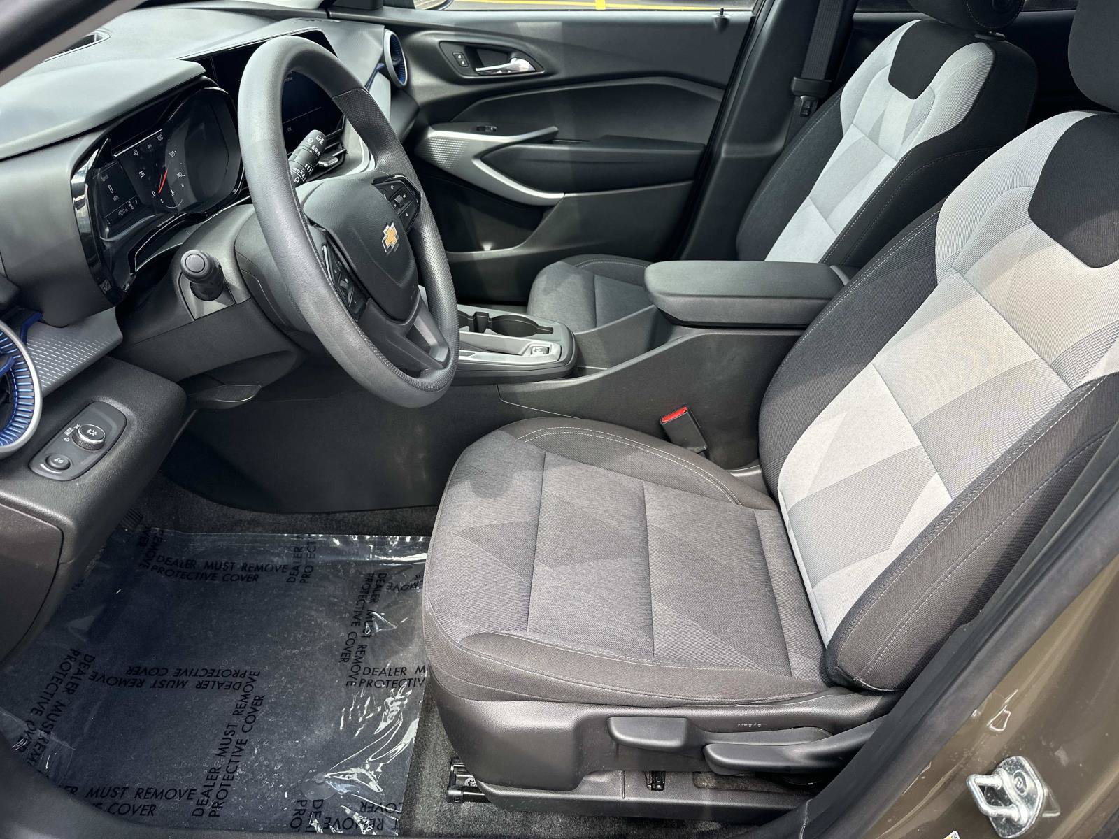 Certified 2024 Chevrolet Trax LS w/ LS Convenience Package FWD image 18