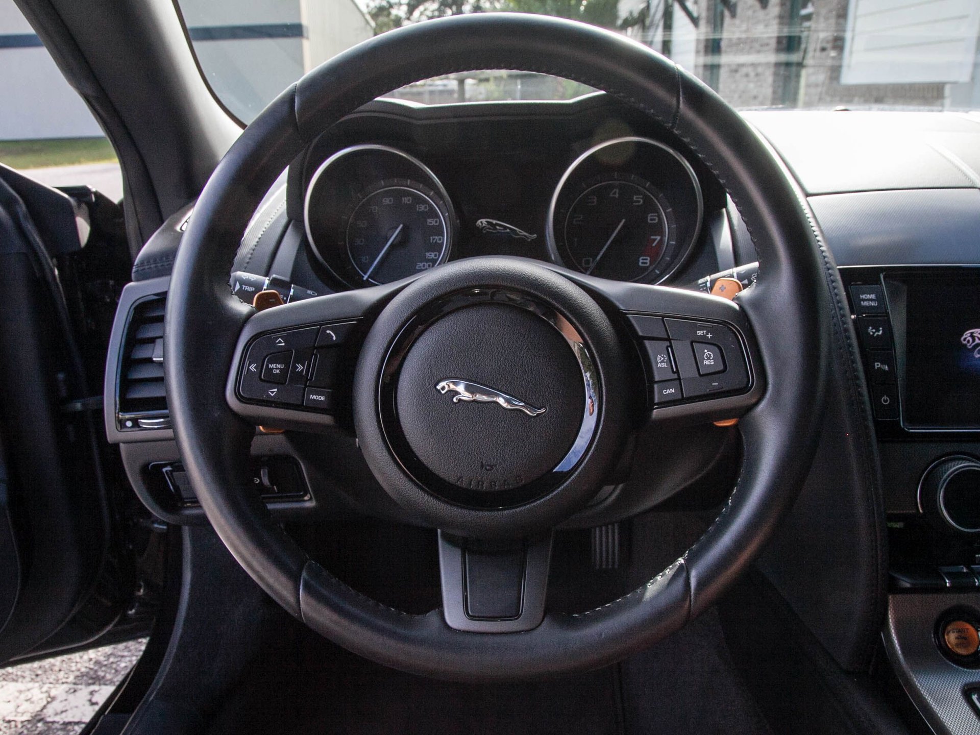 Used 2015 Jaguar F-TYPE S image 18