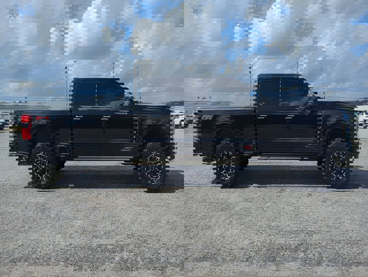 Used 2024 Ford F350 Platinum image 2