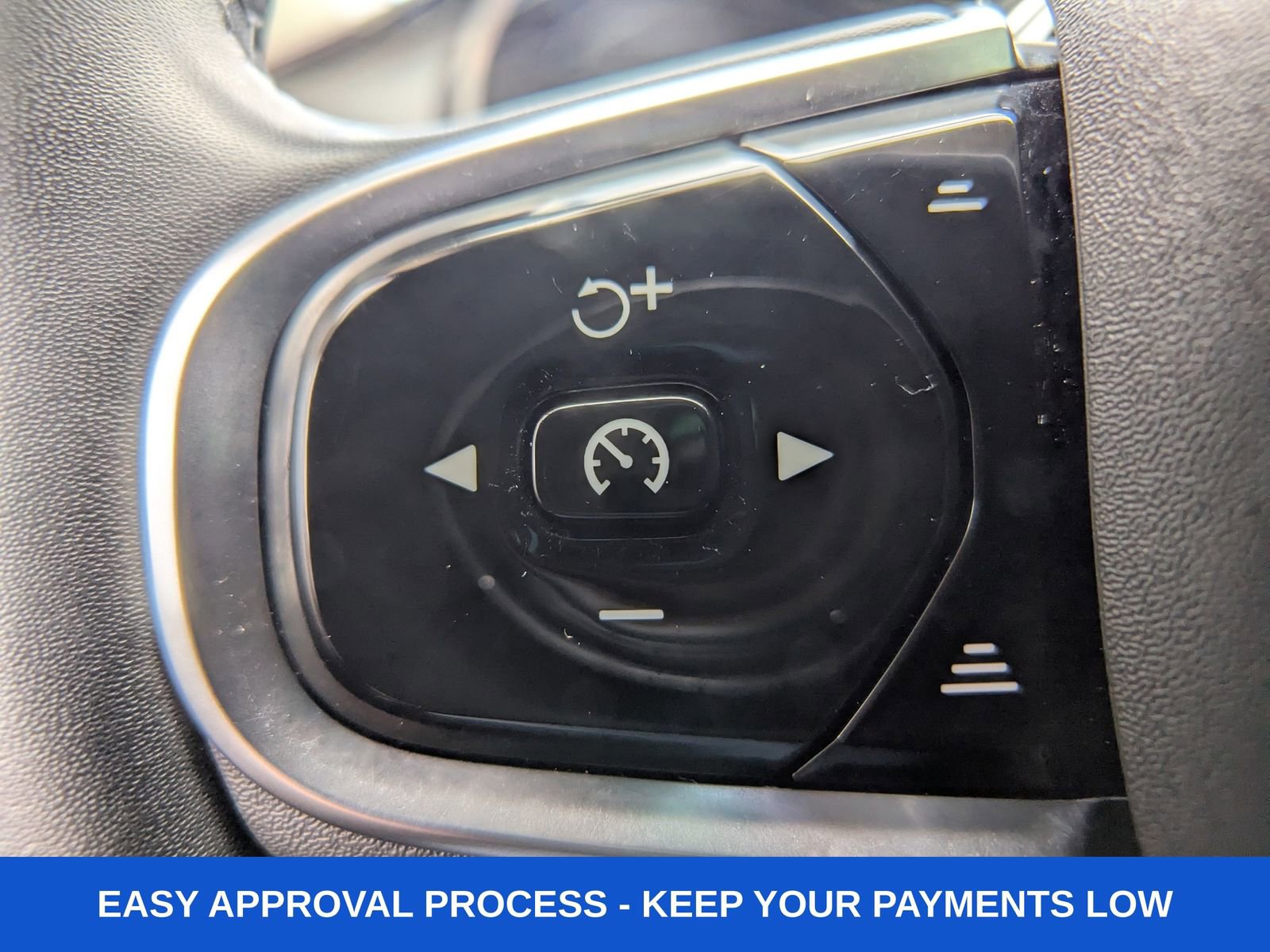 Used 2024 Volvo XC90 B6 Ultimate w/ Lounge Package image 28