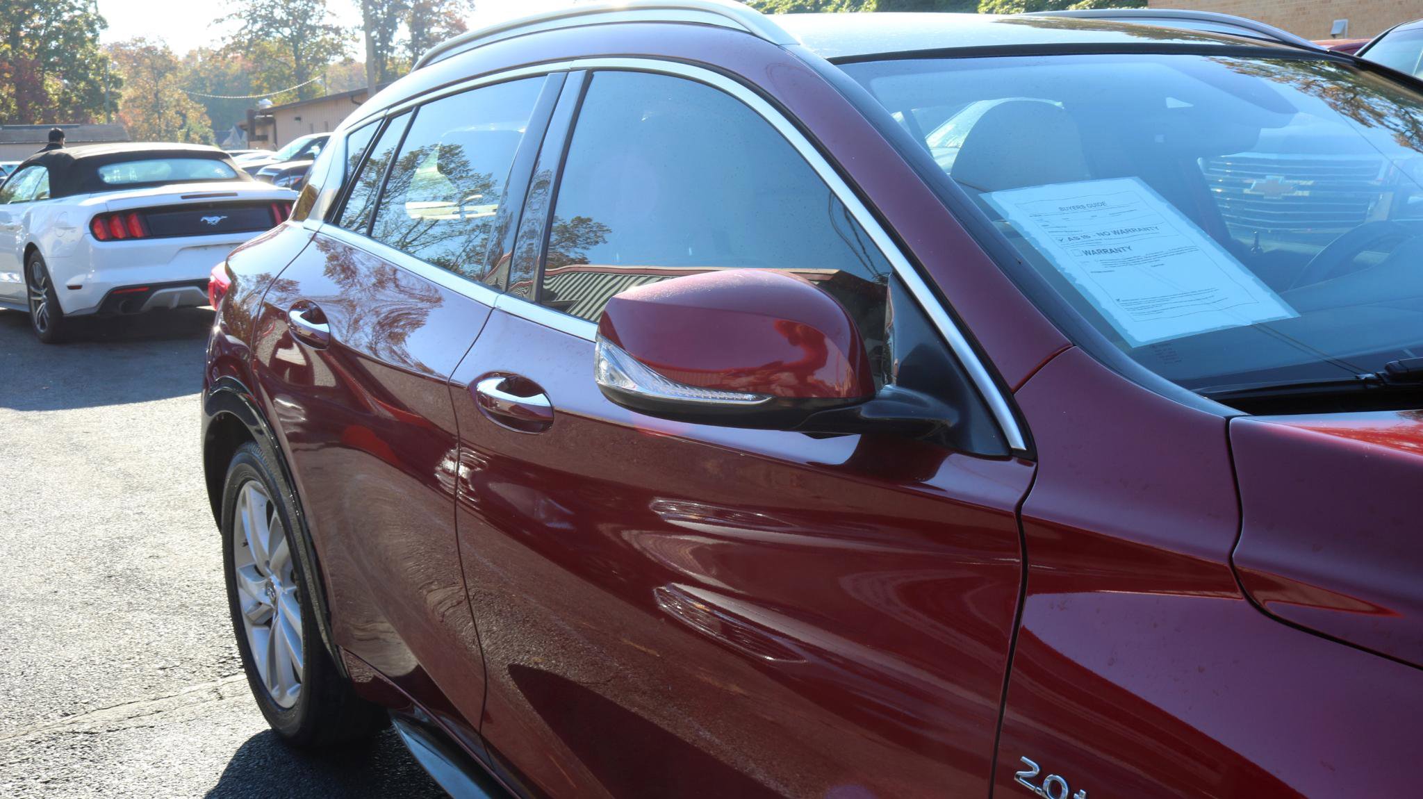 Used 2019 INFINITI QX30 image 11