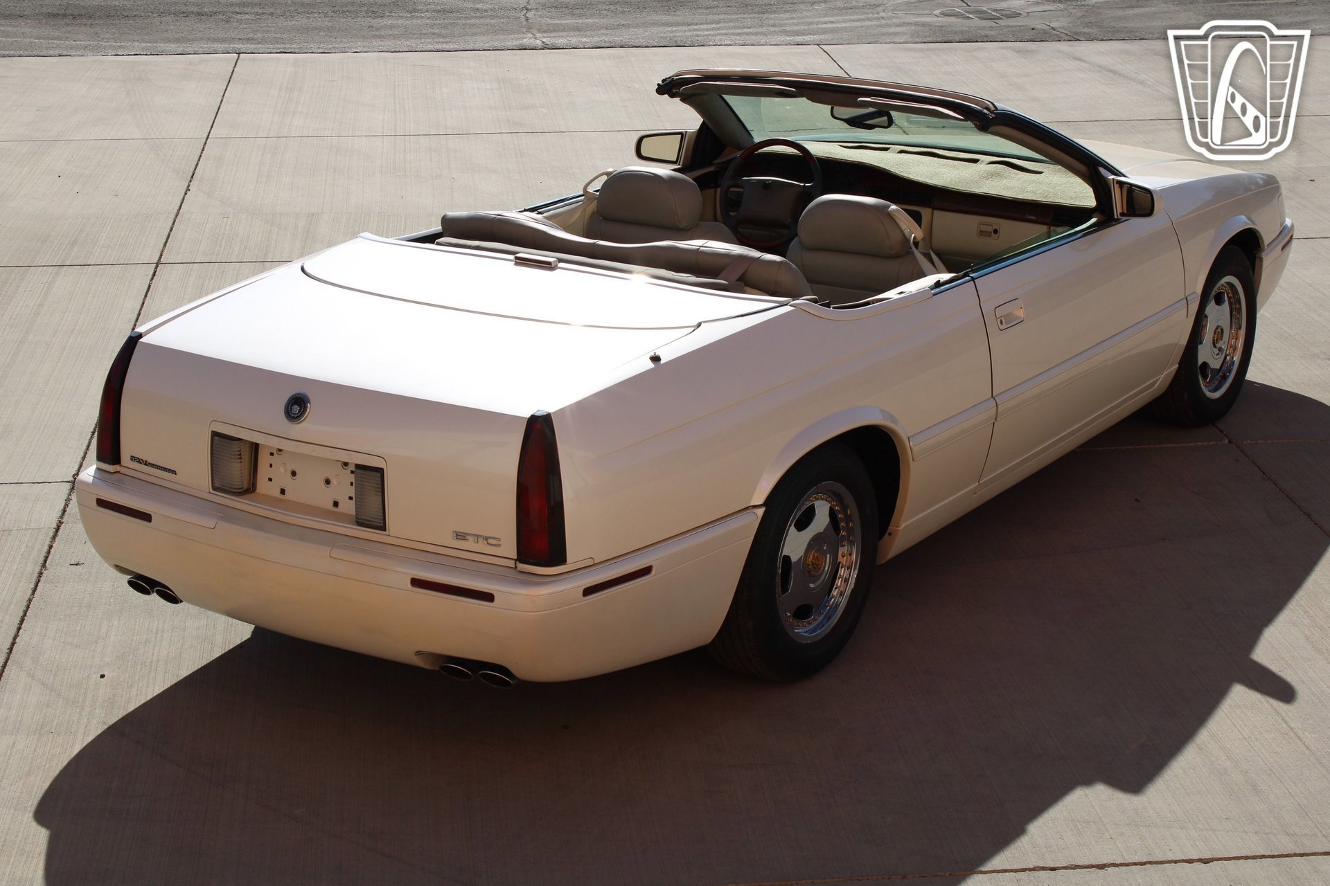 Used 2002 Cadillac Eldorado Touring w/ Preffered Equipment Group image 16