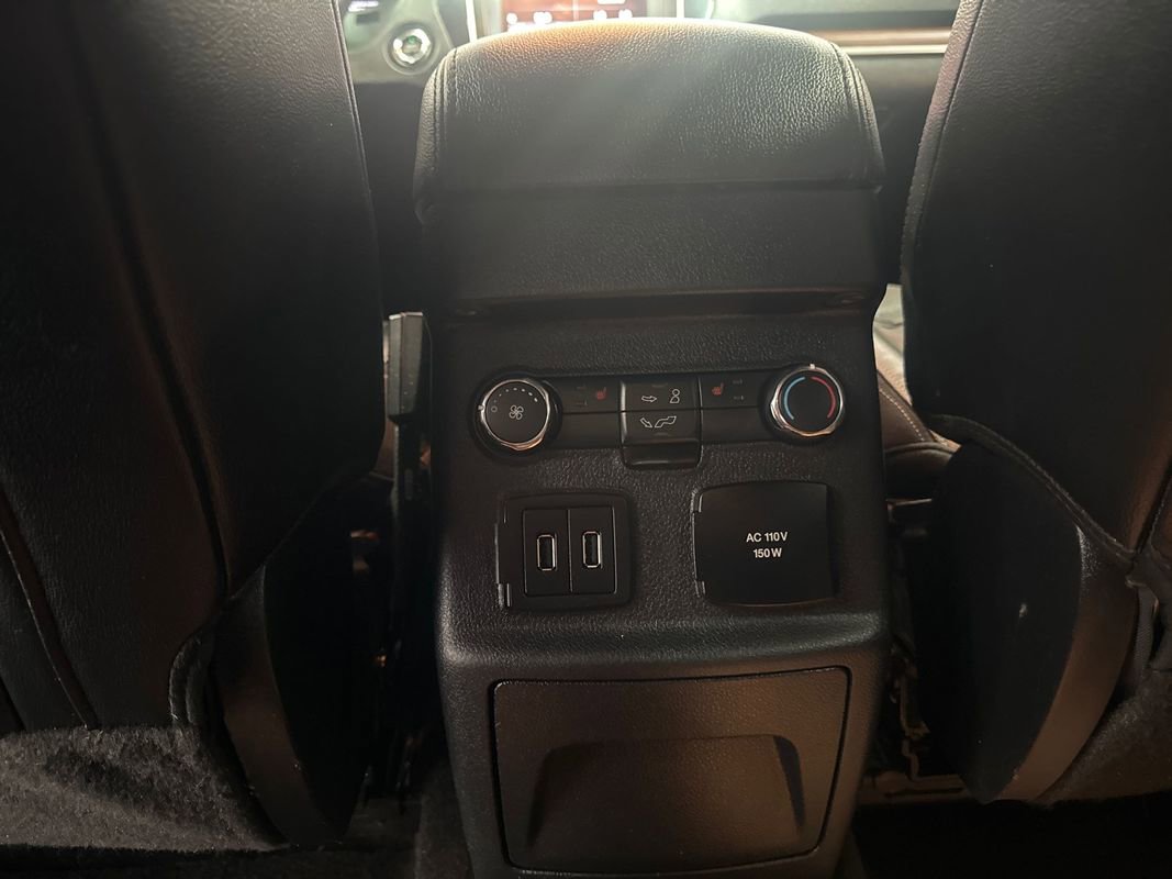 Used 2016 Ford Explorer Limited w/ Equipment Group 301A AWD/4WD image 20