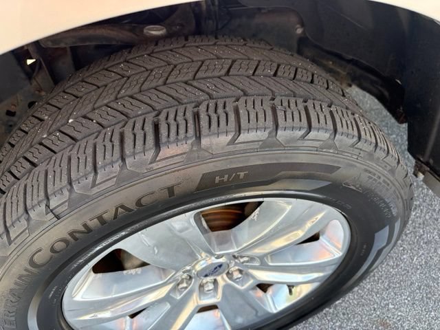 Used 2018 Ford F150 Platinum w/ Equipment Group 701A Luxury AWD/4WD image 28