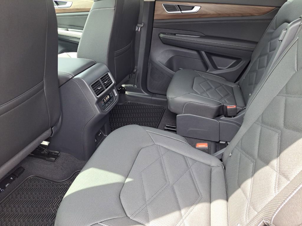 New 2026 Volkswagen Atlas SE image 23