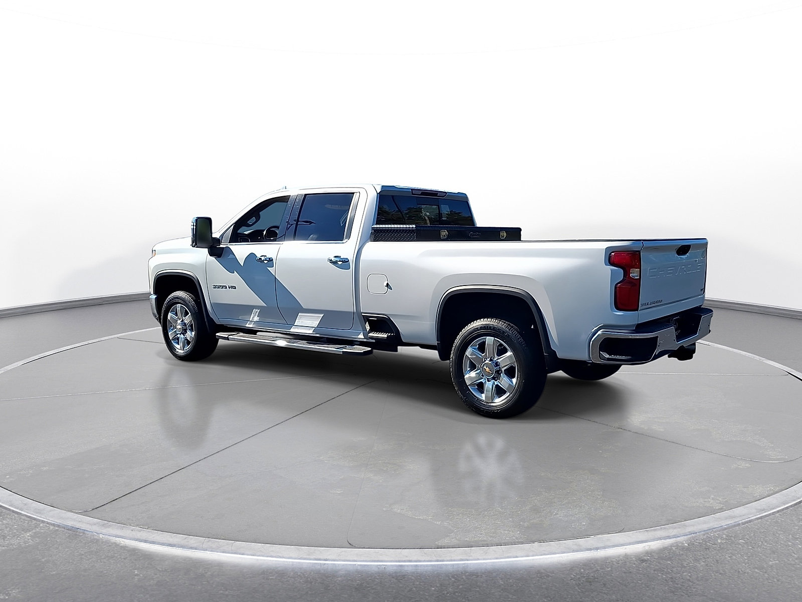 Used 2021 Chevrolet Silverado 3500 LTZ w/ LTZ Plus Package AWD/4WD image 6