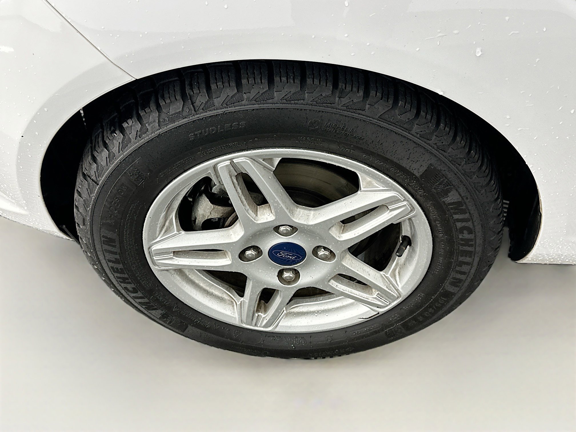 Used 2017 Ford Fiesta SE image 11