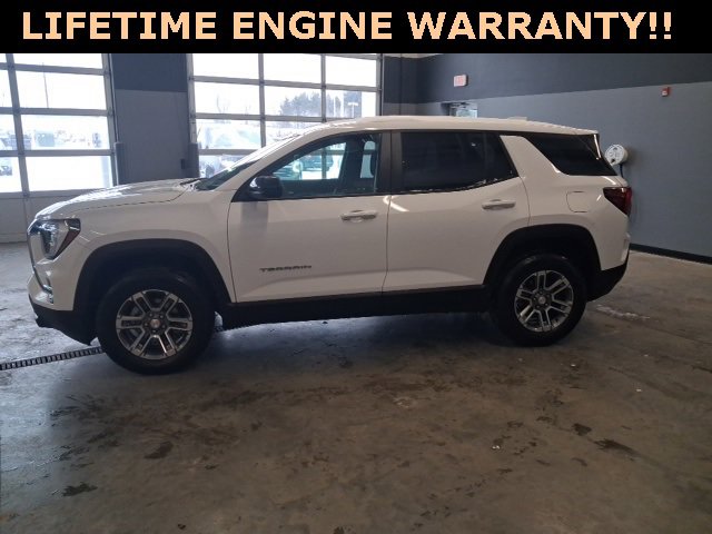 Used 2025 GMC Terrain Elevation image 5