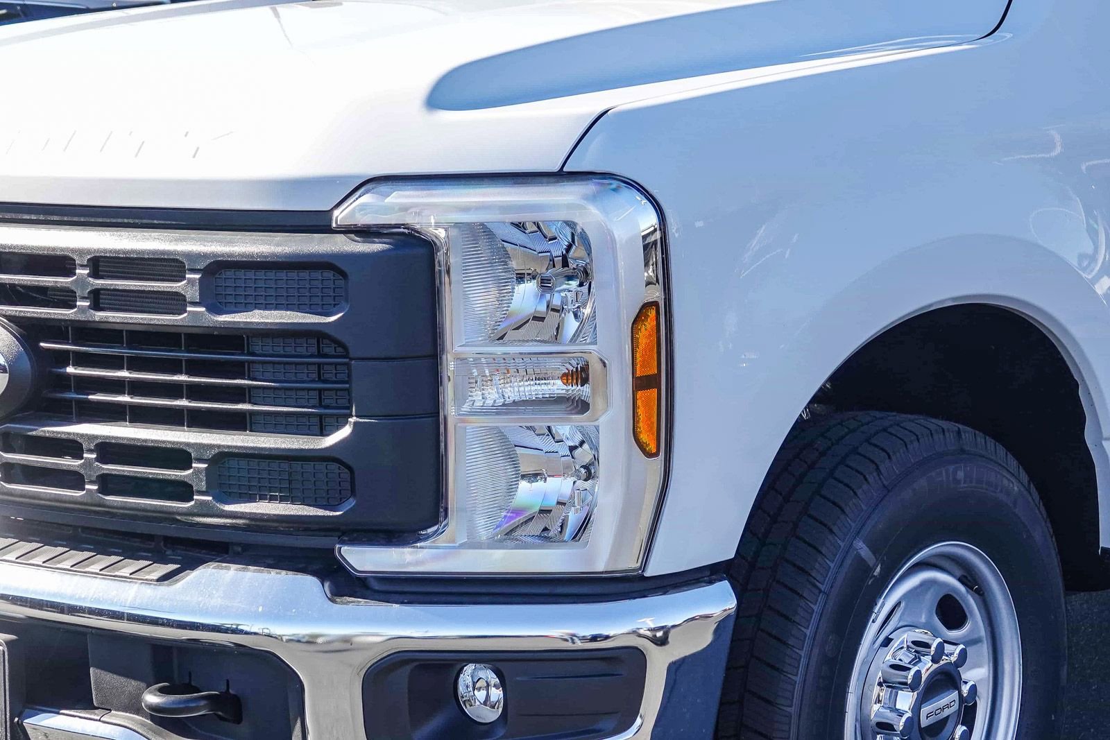 New 2026 Ford F250 XL w/ XL Chrome Package image 8