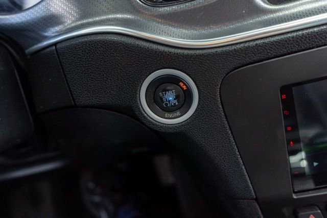 Used 2012 Dodge Charger SRT8 Super Bee w/ Driver Convenience Group II RWD image 21