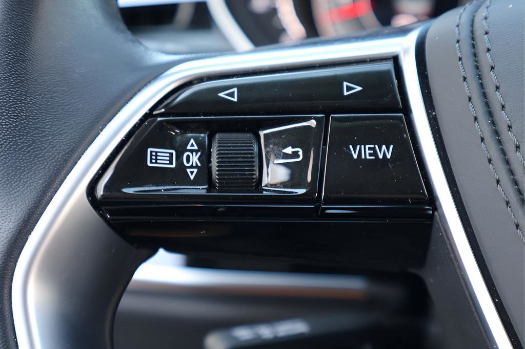 Used 2023 Audi A8 L 3.0T image 23