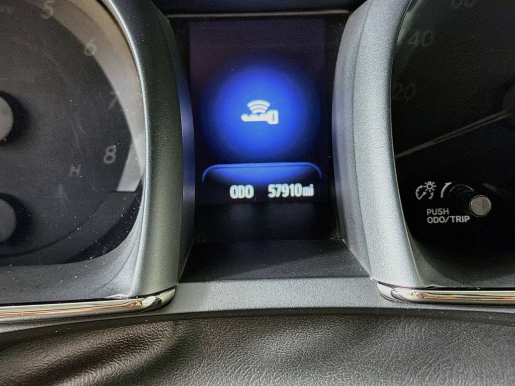 Used 2018 Toyota Avalon Limited w/ All Weather Liner Package FWD image 38