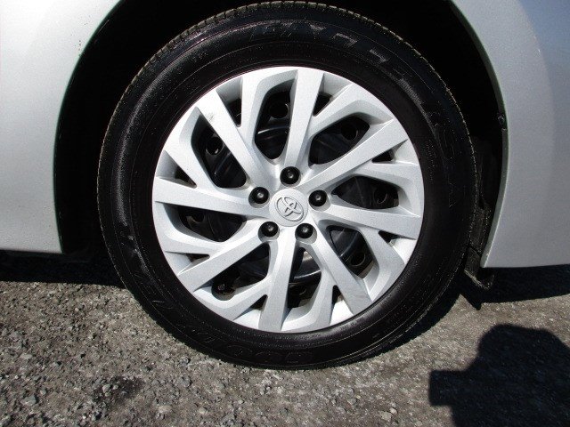 Used 2019 Toyota Corolla LE image 10