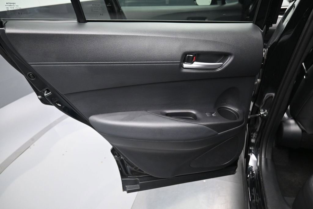 Certified 2025 Toyota Corolla Cross XLE AWD/4WD image 27