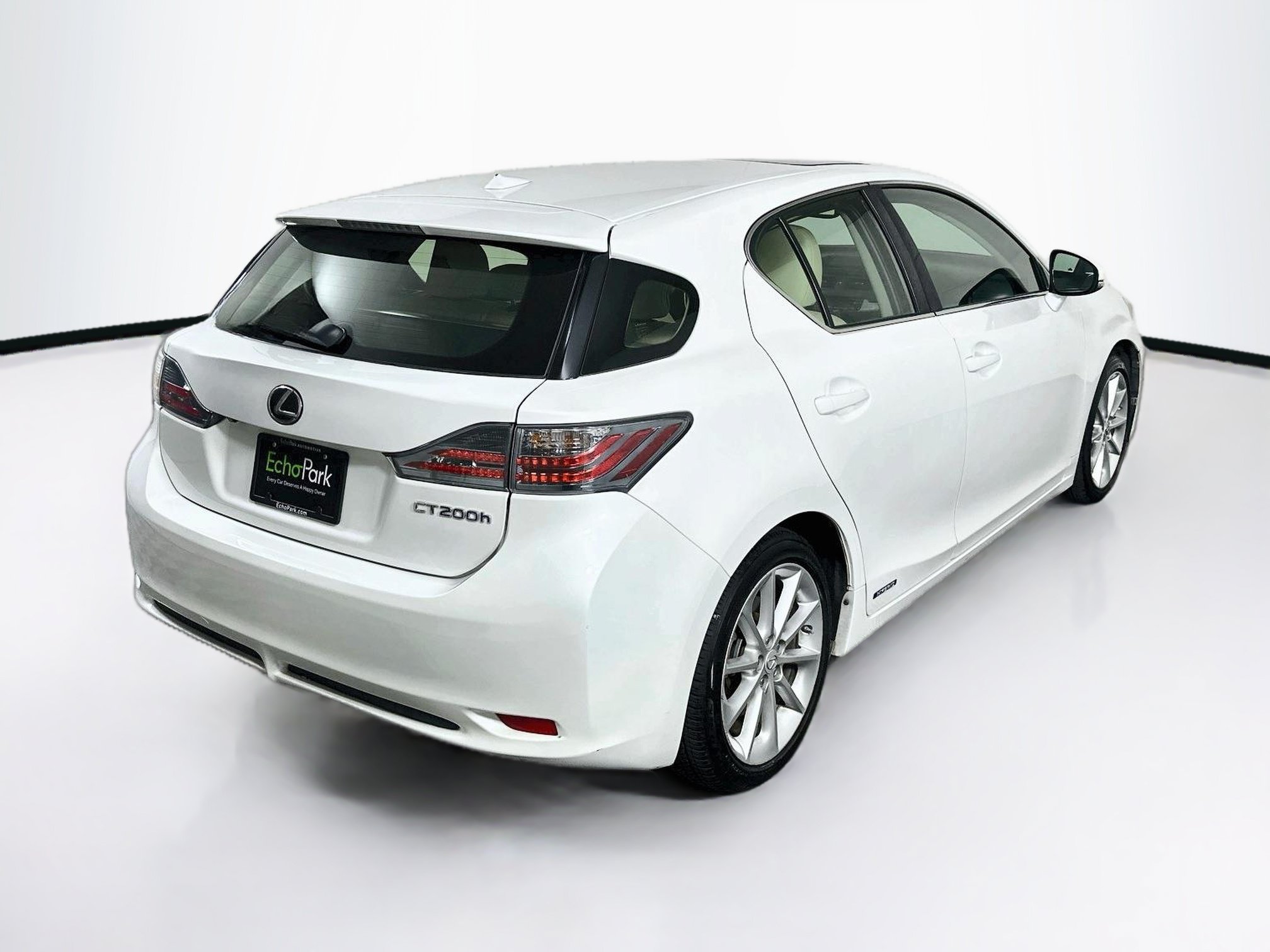 Used 2013 Lexus CT 200h w/ Premium Pkg w/Navigation FWD image 9
