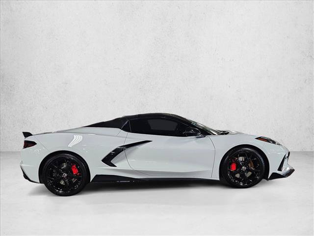 Used 2021 Chevrolet Corvette Stingray Premium Conv w/ Z51 Performance Package RWD image 4