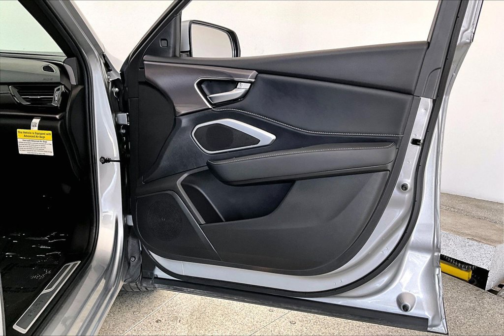 Certified 2025 Acura RDX SH-AWD image 23