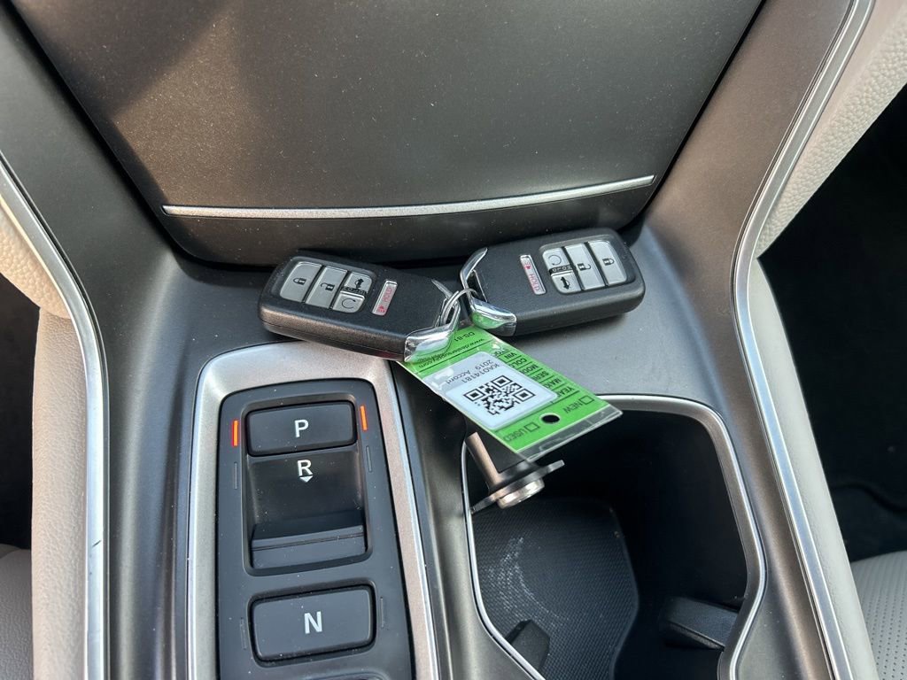Used 2019 Honda Accord Touring image 16