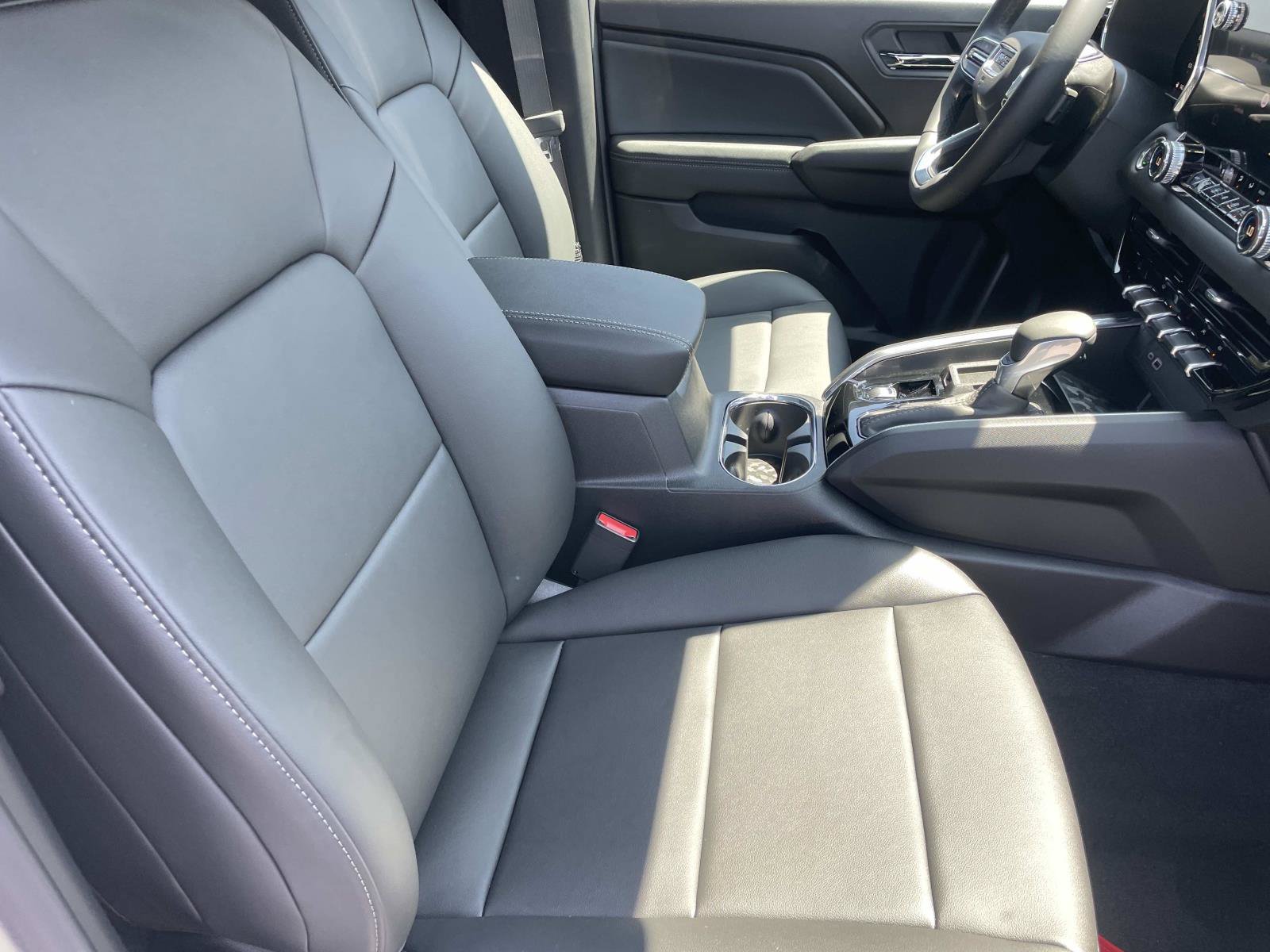 New 2026 GMC Canyon Elevation w/ Convenience Package RWD image 27