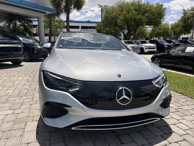 Used 2023 Mercedes-Benz EQE 500 4MATIC Sedan image 18