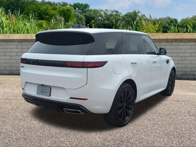 New 2026 Land Rover Range Rover Sport Dynamic SE AWD/4WD image 4