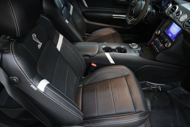 Used 2022 Ford Mustang Shelby GT500 w/ Technology Package RWD image 80