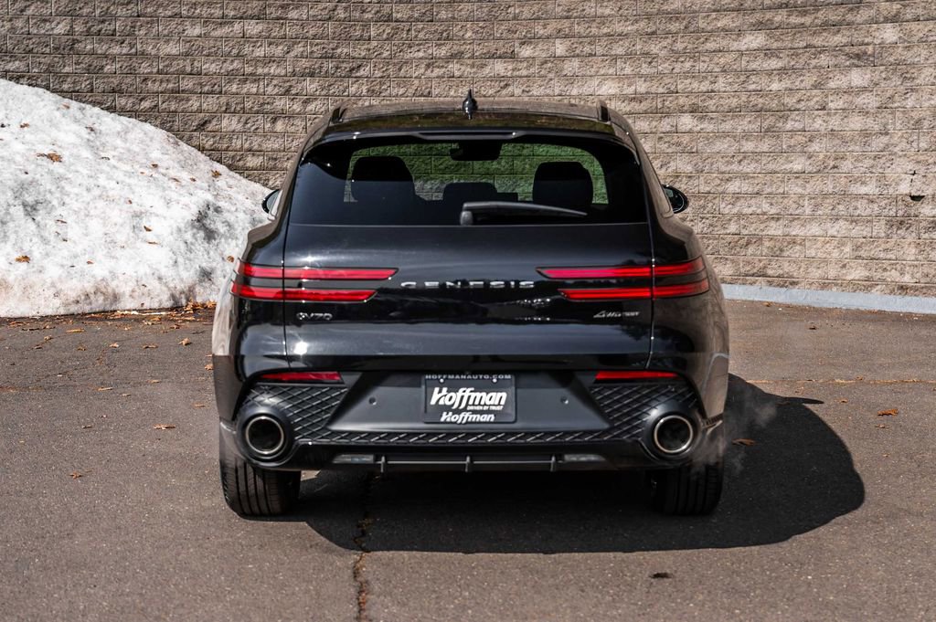 Used 2025 Genesis GV70 3.5T Sport image 7