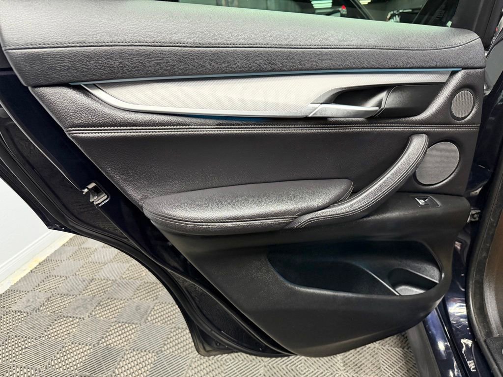 Used 2019 BMW X6 sDrive35i w/ M Sport Package RWD image 43