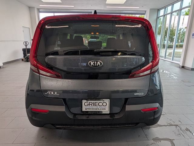 Used 2021 Kia Soul LX image 10