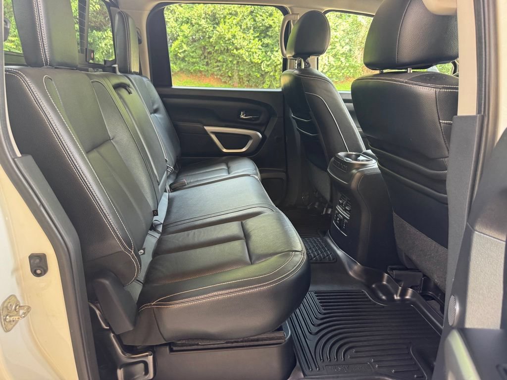 Used 2016 Nissan Titan PRO-4X w/ Pro-4x Convenience Package AWD/4WD image 30