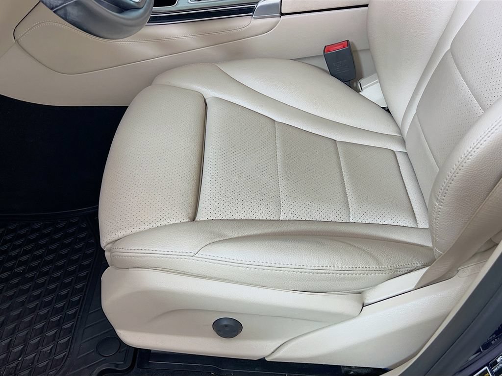 Used 2018 Mercedes-Benz GLC 300 4MATIC image 20