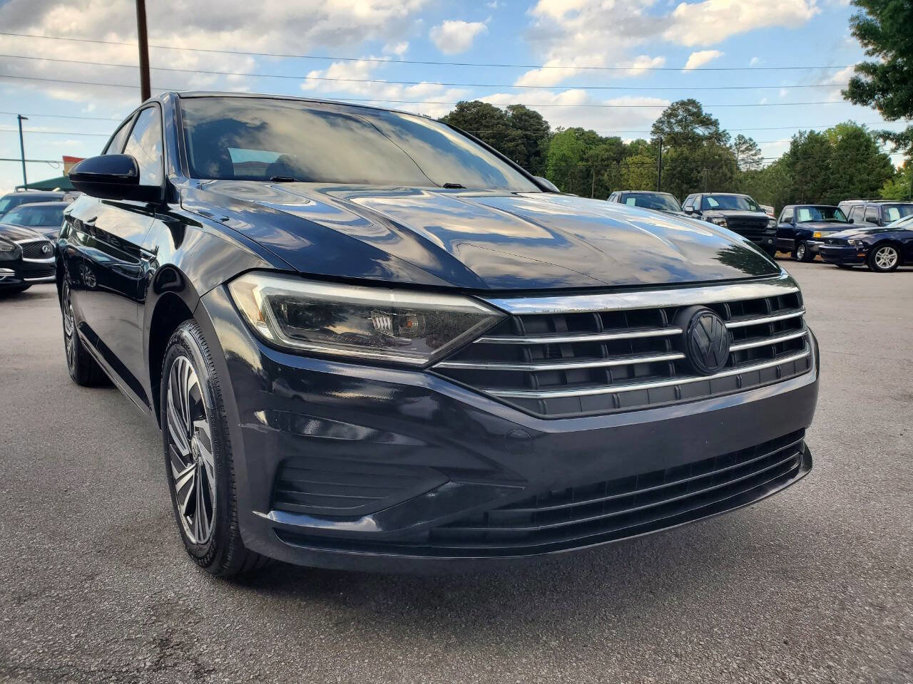 Used 2020 Volkswagen Jetta SEL FWD image 1