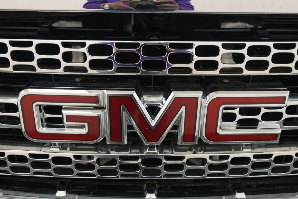 Used 2013 GMC Sierra 2500 SLT image 11