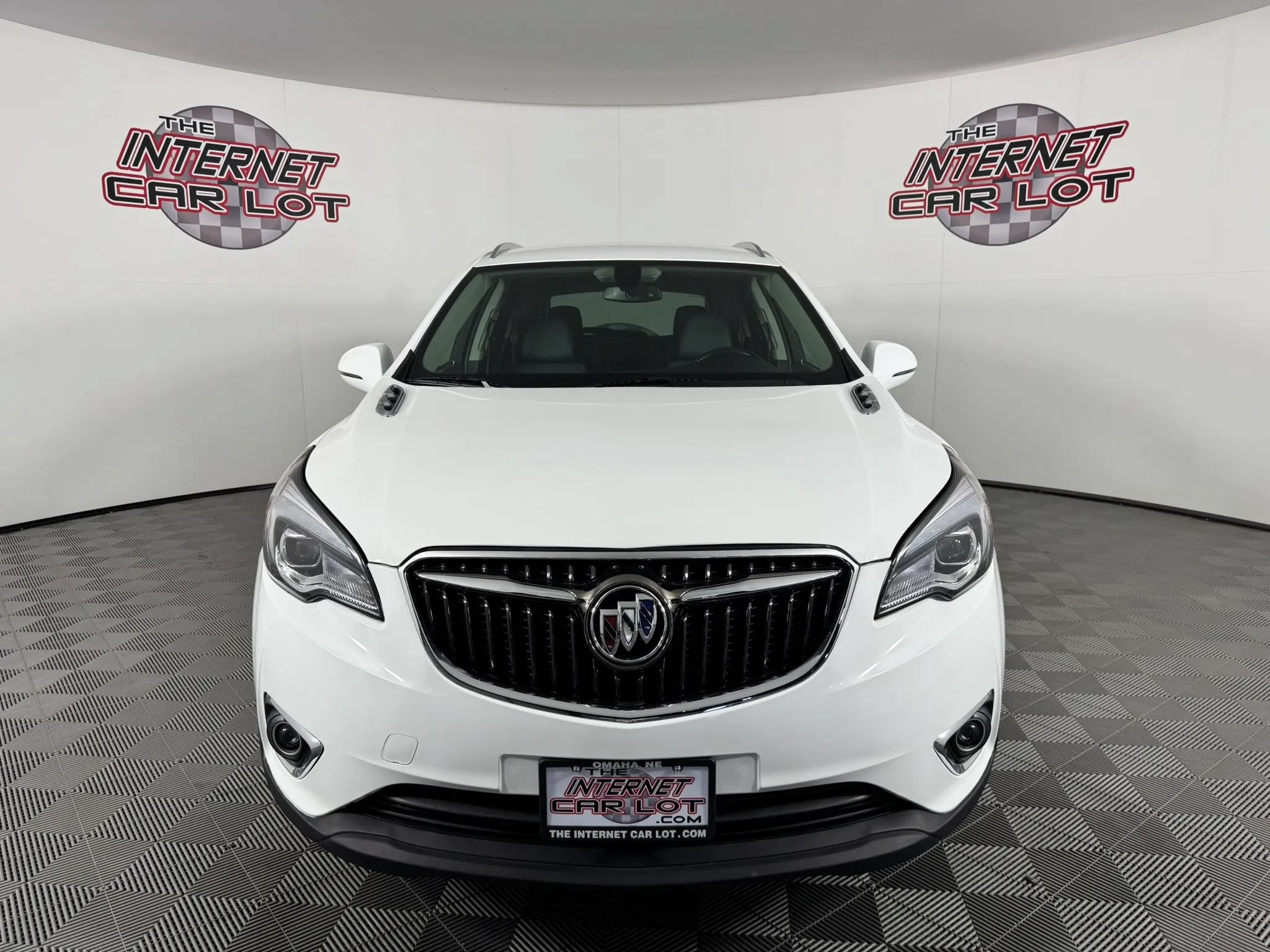 Used 2020 Buick Envision Essence FWD image 2
