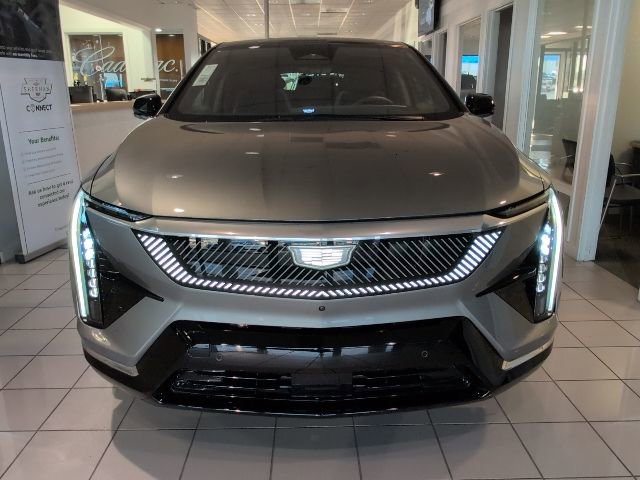 New 2025 Cadillac Optiq Luxury 1 w/ LPO, Floor Liner Package image 31