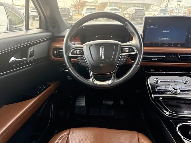 Certified 2023 Lincoln Nautilus Reserve image 16