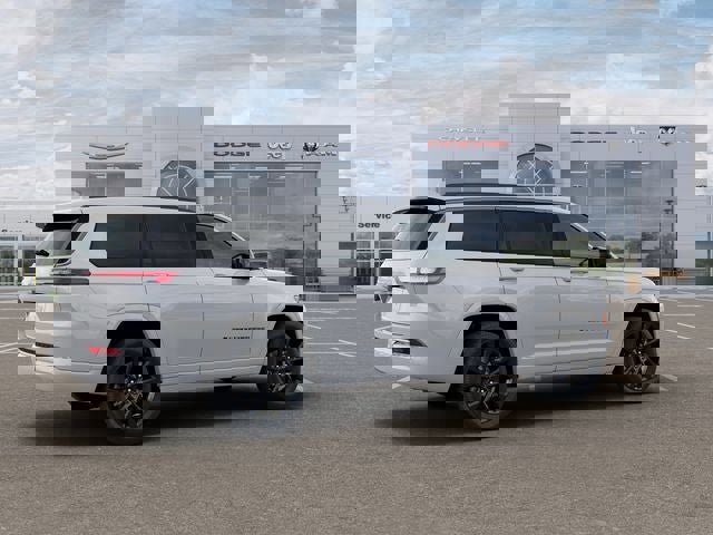 New 2026 Jeep Grand Cherokee L Limited image 4