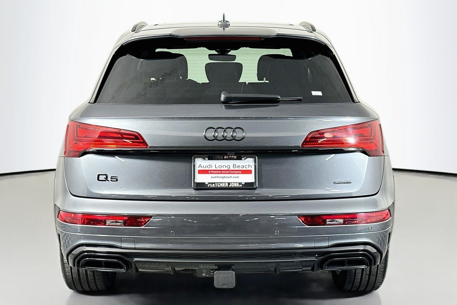 Used 2024 Audi Q5 e Premium Plus w/ Premium Plus Package AWD/4WD image 3