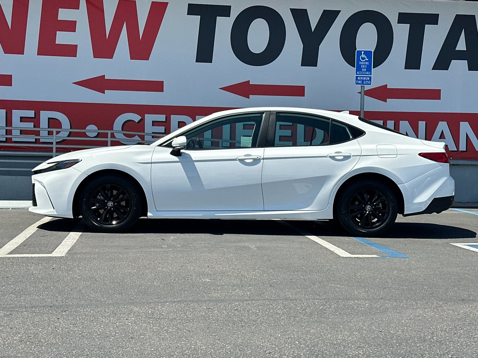 Used 2025 Toyota Camry LE FWD image 2