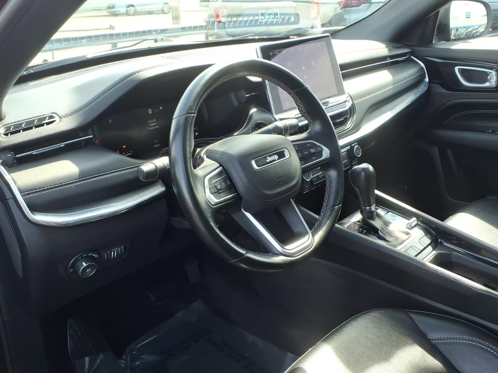 Used 2022 Jeep Compass High Altitude AWD/4WD image 7