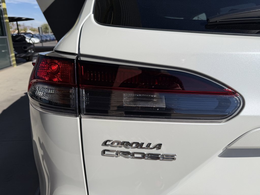 Used 2026 Toyota Corolla Cross LE image 13